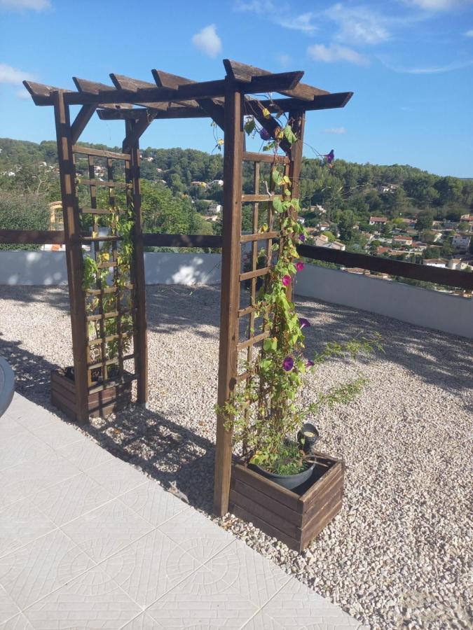 Apartmán Vue Magnifique, Jardin Et Petit Cocon En Provence Peypin Exteriér fotografie